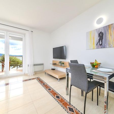 Apartmani Heta Alagic III Selce Eksteriør billede